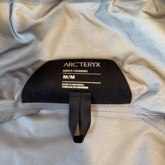 Arcteryx Men's size M Beta Jacket - Picture 4 of 10